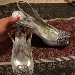 J Renee heals size 8